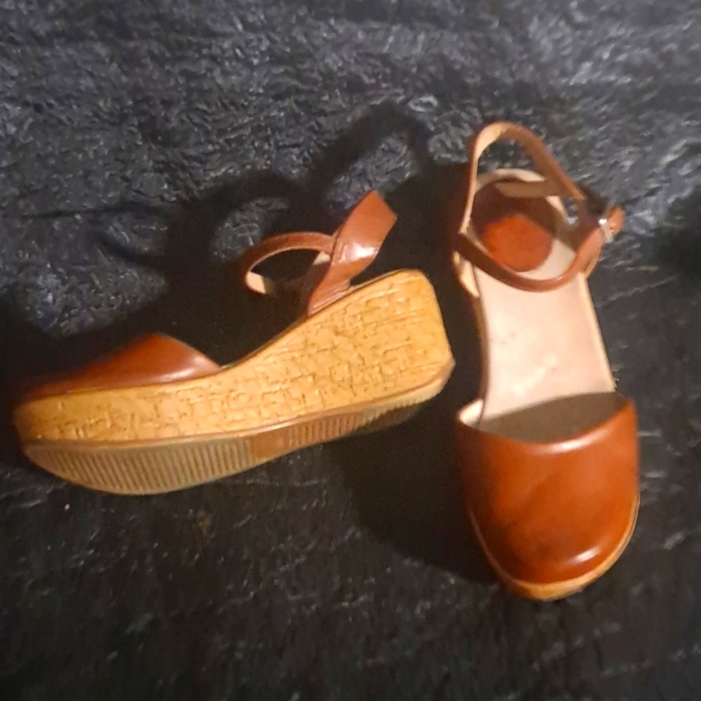 MARIELA CLOG SANDALS